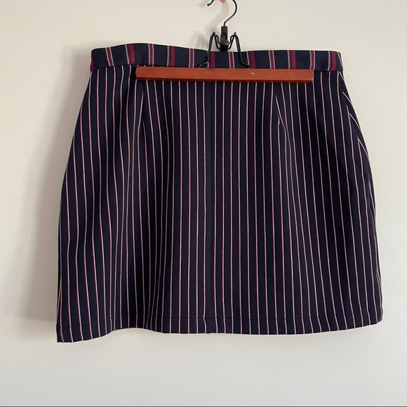NWT BCBGeneration Striped Ruffle Pocket Mini Skirt Size 10 - Picture 6 of 10